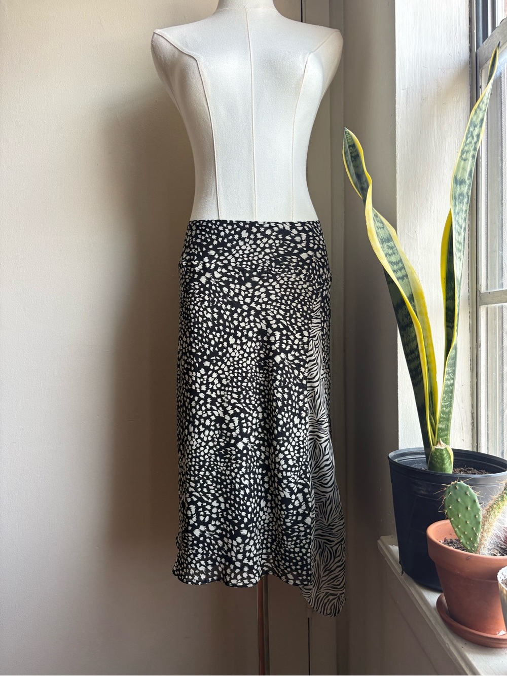 nine & company y2k multi print midi skirt